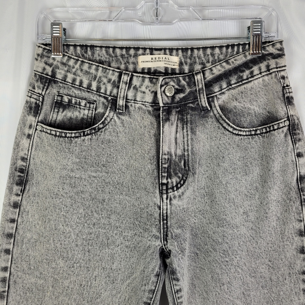 Redial Acid Wash Embellished Studded Tapered Ankle Mom Jeans Women Size 6 - Picture 2 of 16